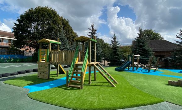 Artificial grass that’s safe, durable and clean for your school