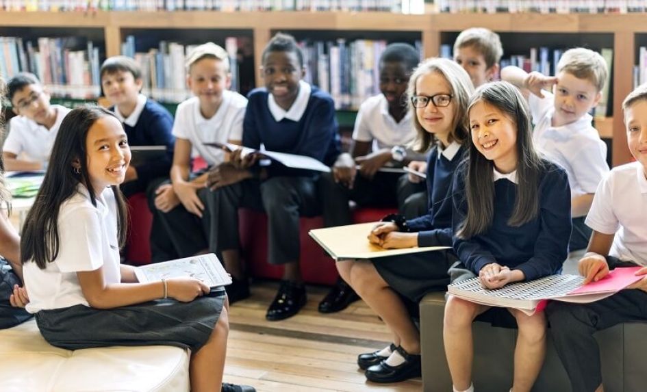 Cressida Cowell – Funding primary school libraries is vital
